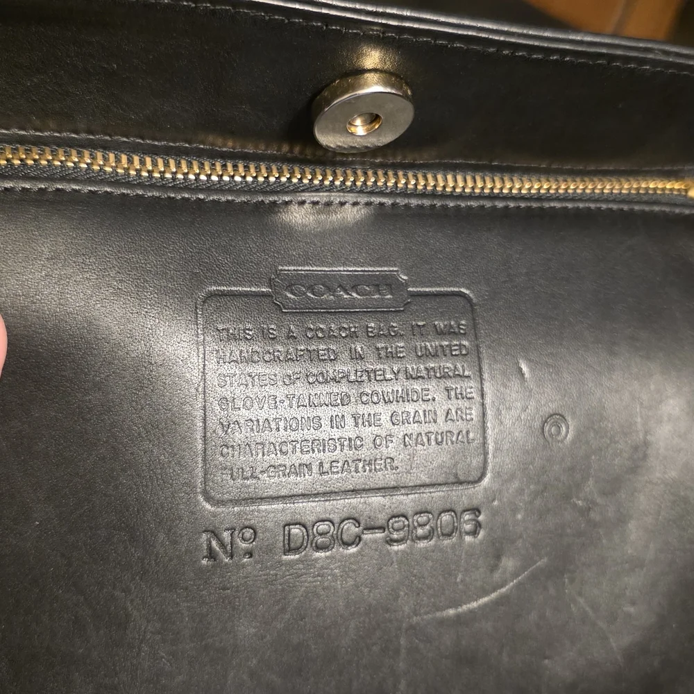 Coach Vintage Equestrian Slim Bucket Bag 9806 Black Leather Purse USA Made